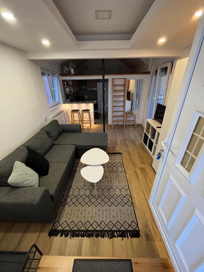 Airport Gate 25 Apartment Ledine ภายนอก รูปภาพ